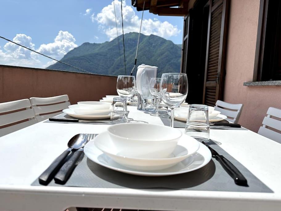 3Br Villetta Con Panoramica Sul Lago Нессо Екстер'єр фото